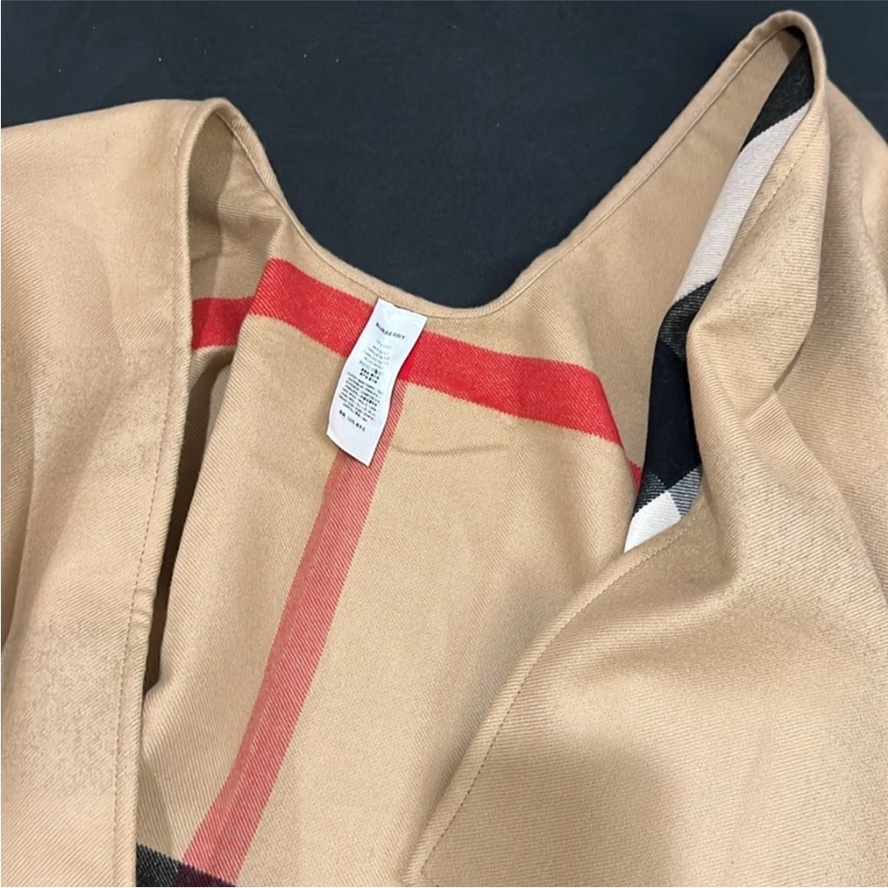 π₯π₯π₯100% Authentic Burberry Reversible Check cap - Picture 6 of 15